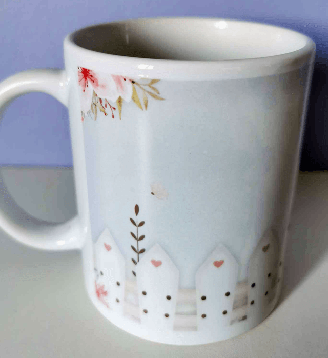 Mug "Petite fille avec son bouquet de fleurs"