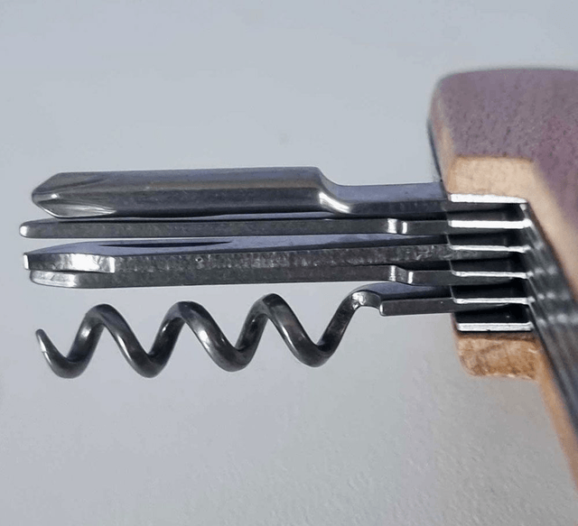 Couteau suisse à personnaliser